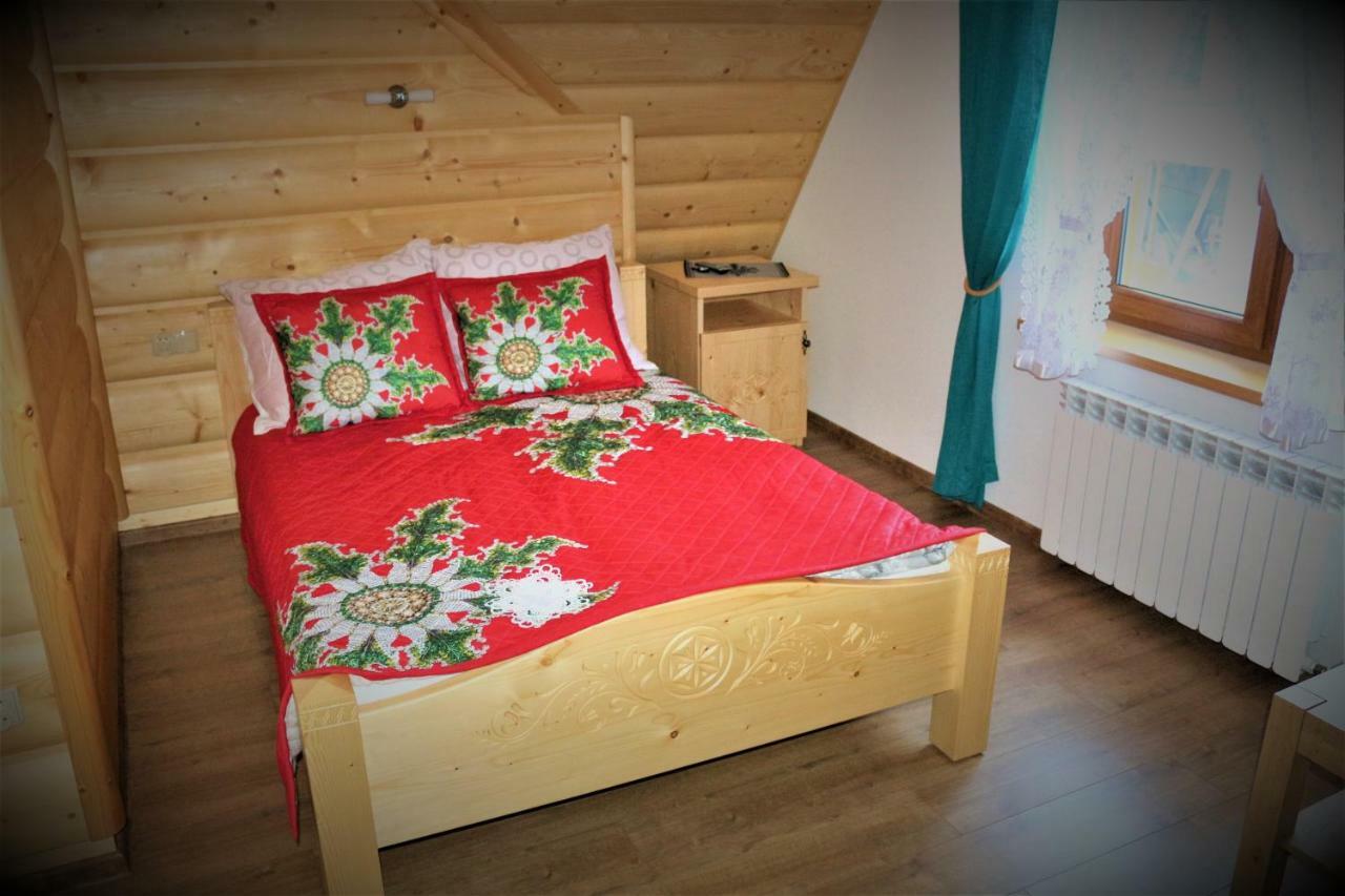 Szostak Apartament Banska Nizna Eksteriør billede